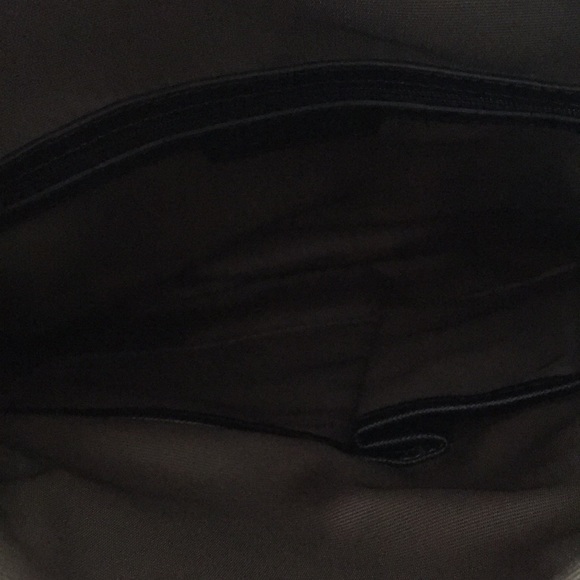 New GEOX Respira Black Shoulder Bag Triple Use - Picture 8 of 15